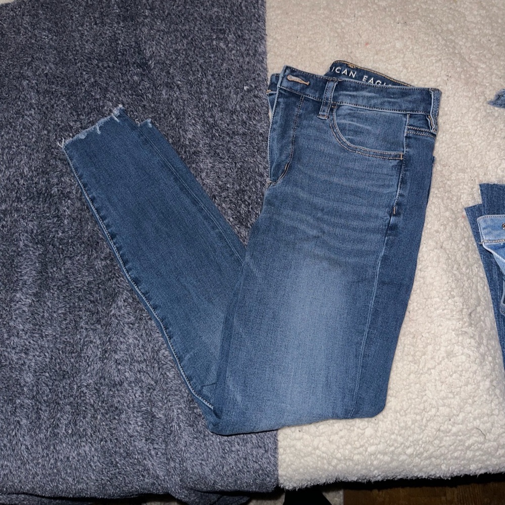 American Eagle Super High Rise Jegging - Picture 3 of 4